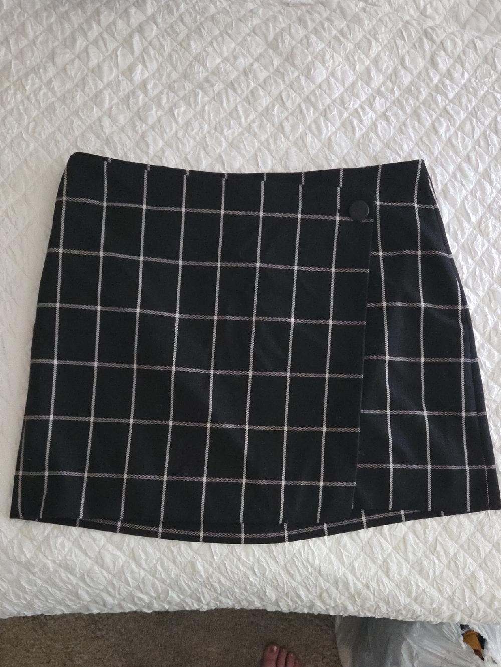 LOFT Black Mini Skirt with White Windowpane Grid